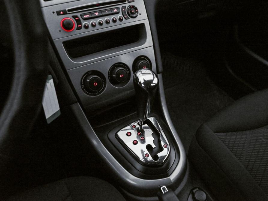 Peugeot 308 I Рестайлинг Екатеринбург  - изображение 10
