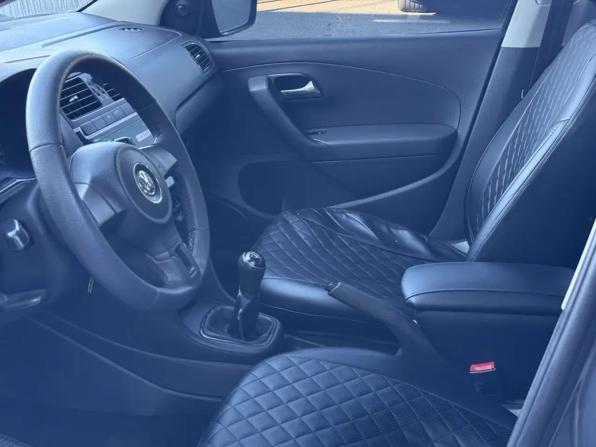 Volkswagen Polo V Рестайлинг с пробегом 2015 года, цена 649 000 рублей, 221000 км, седан, Автокод Объявления