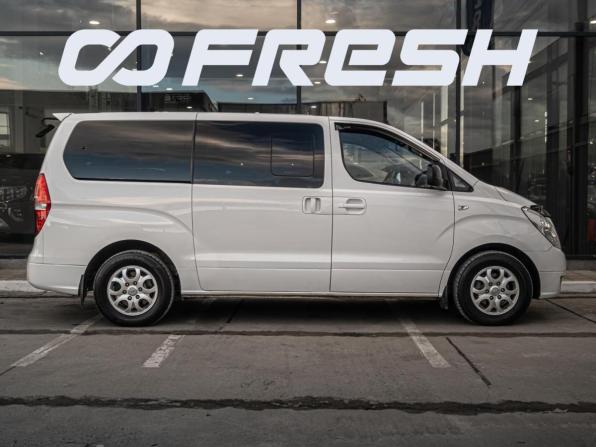 Hyundai Grand Starex I с пробегом 2012 года, цена 2 220 000 рублей, 224911 км, минивэн, Автокод Объявления