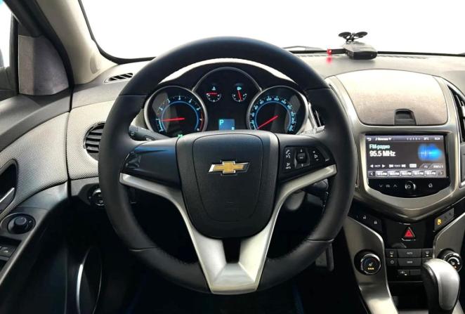 Chevrolet Cruze I Рестайлинг с пробегом 2014 года, цена 740 000 рублей, 165000 км, хэтчбек, Автокод Объявления