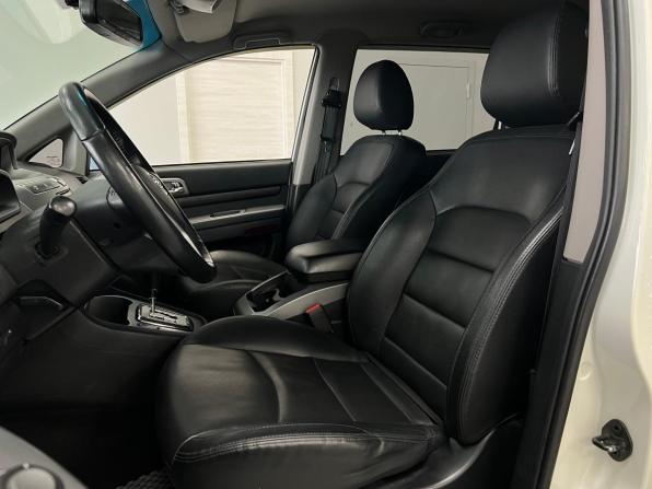 SsangYong Korando Turismo I Рестайлинг с пробегом 2018 года, цена 3 000 000 рублей, 124359 км, минивэн, Автокод Объявления