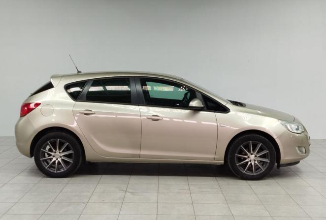 Opel Astra J с пробегом 2011 года, цена 790 000 рублей, 188748 км, хэтчбек, Автокод Объявления