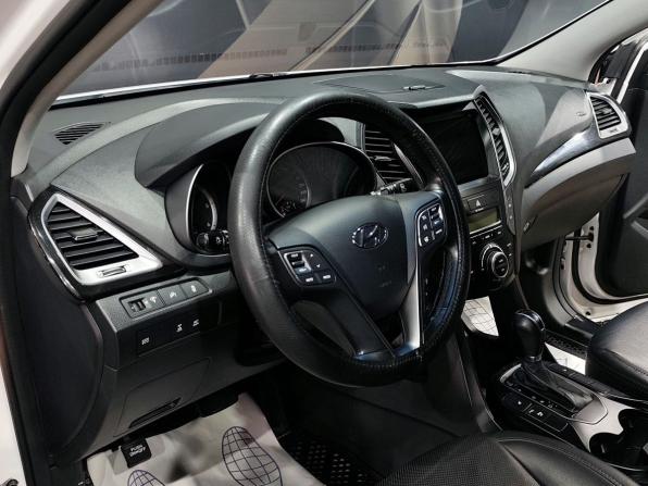 Hyundai Santa Fe III с пробегом 2015 года, цена 1 730 000 рублей, 241595 км, внедорожник, Автокод Объявления