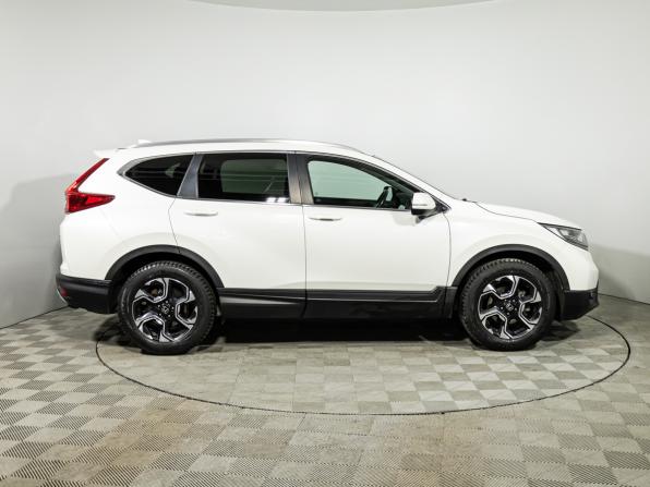 Honda CR-V V с пробегом 2017 года, цена 2 490 000 рублей, 3000 км, внедорожник, Автокод Объявления
