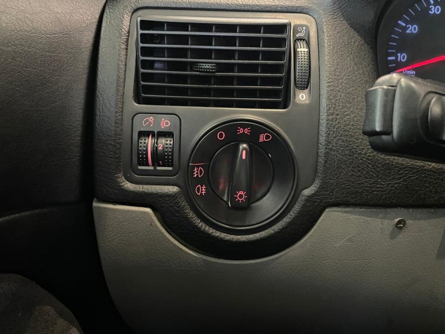 Volkswagen Golf IV Москва  - изображение 9