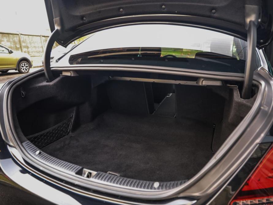 Mercedes-Benz C-Класс IV (W205) Рестайлинг Санкт-Петербург  - изображение 32