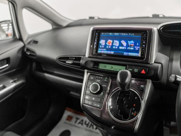 Toyota Wish II с пробегом 2010 года, цена 1 199 000 рублей, 171851 км, минивэн, Автокод Объявления