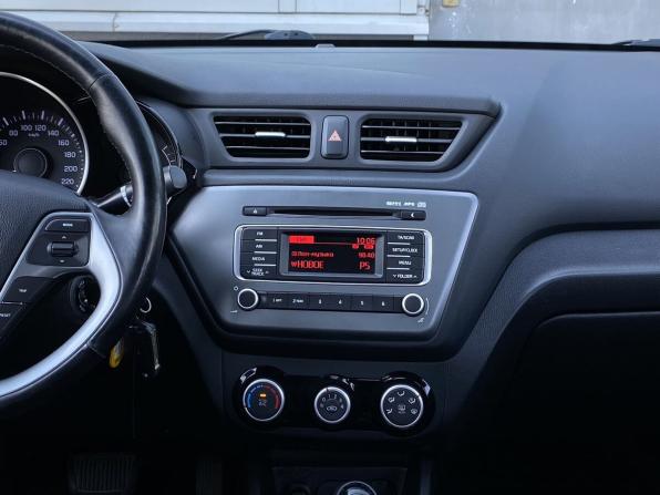 Kia Rio III Рестайлинг с пробегом 2015 года, цена 1 179 000 рублей, 117434 км, седан, Автокод Объявления