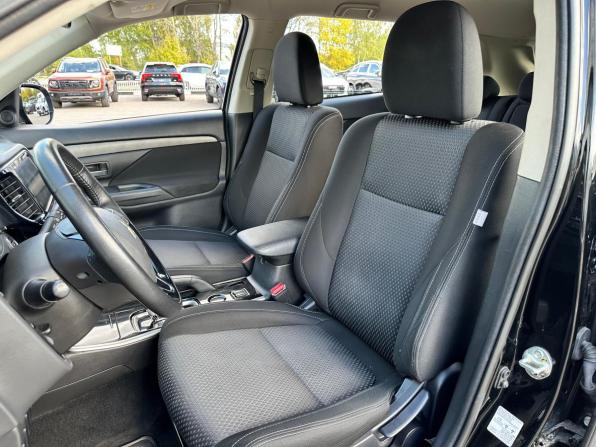 Mitsubishi Outlander III Рестайлинг 3 с пробегом 2018 года, цена 1 699 000 рублей, 108758 км, внедорожник, Автокод Объявления