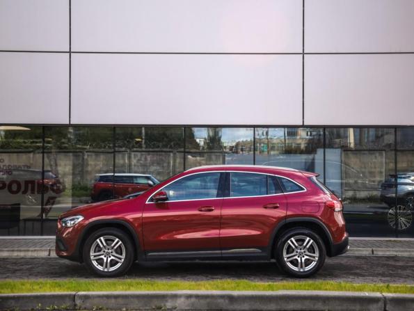 Mercedes-Benz GLA II (H247) с пробегом 2021 года, цена 3 499 000 рублей, 68181 км, внедорожник, Автокод Объявления