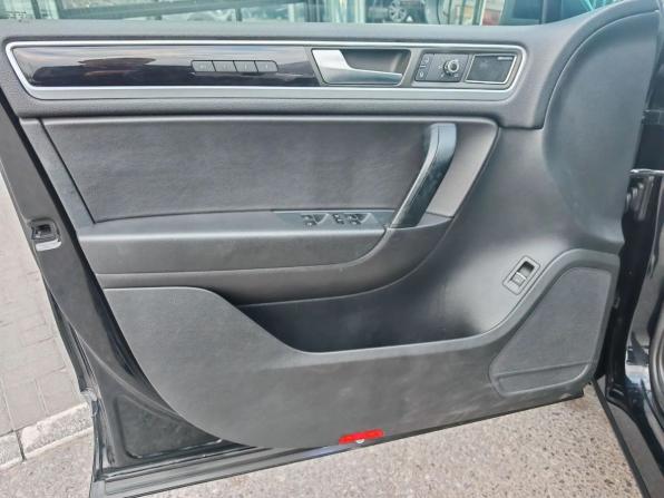 Volkswagen Touareg II с пробегом 2011 года, цена 2 190 000 рублей, 199060 км, внедорожник, Автокод Объявления