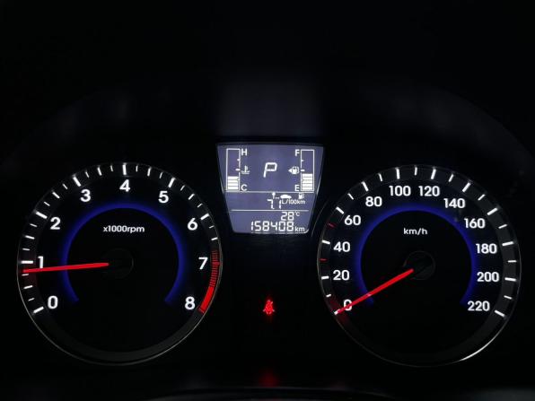 Hyundai Solaris I Рестайлинг с пробегом 2014 года, цена 1 100 000 рублей, 158391 км, седан, Автокод Объявления