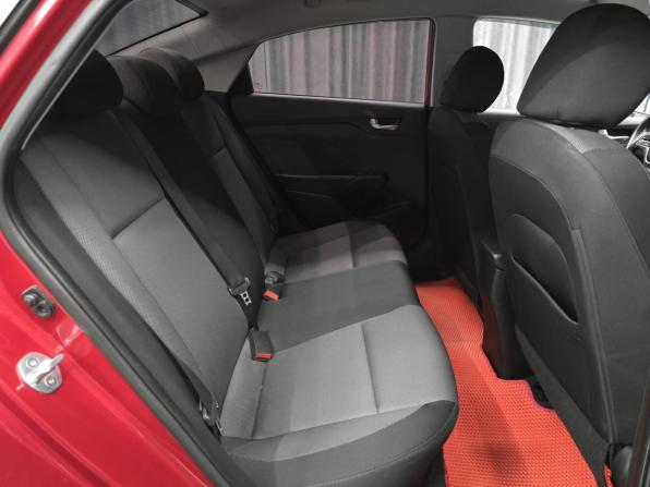 Hyundai Solaris II с пробегом 2018 года, цена 1 380 000 рублей, 83000 км, седан, Автокод Объявления