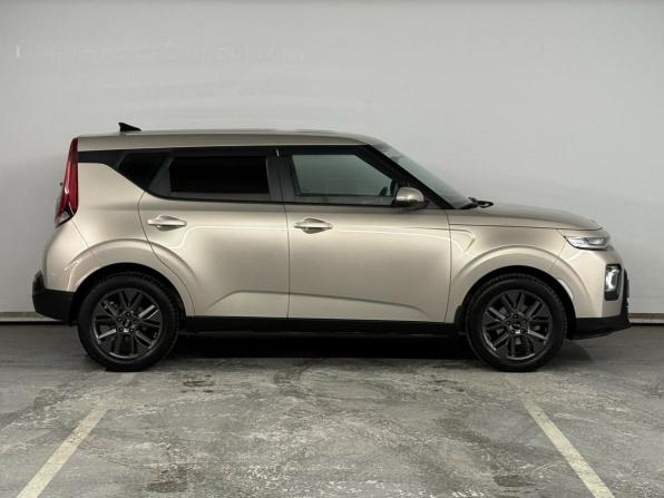 Kia Soul III с пробегом 2021 года, цена 2 050 000 рублей, 63159 км, хэтчбек, Автокод Объявления