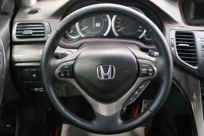 Honda Accord VIII с пробегом 2008 года, цена 999 000 рублей, 210000 км, седан, Автокод Объявления