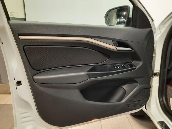 Lada (ВАЗ) Vesta I с пробегом 2015 года, цена 628 000 рублей, 99000 км, седан, Автокод Объявления