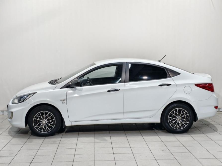 Hyundai Solaris I Курск  - изображение 2