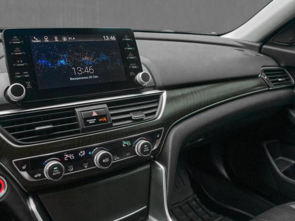 Honda Accord X с пробегом 2018 года, цена 1 950 000 рублей, 192321 км, седан, Автокод Объявления