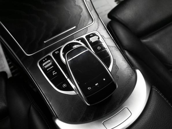 Mercedes-Benz C-Класс IV (W205) с пробегом 2017 года, цена 2 495 000 рублей, 110305 км, седан, Автокод Объявления