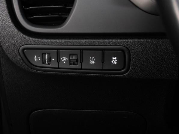 Kia Rio IV Рестайлинг с пробегом 2020 года, цена 1 798 000 рублей, 30291 км, хэтчбек, Автокод Объявления