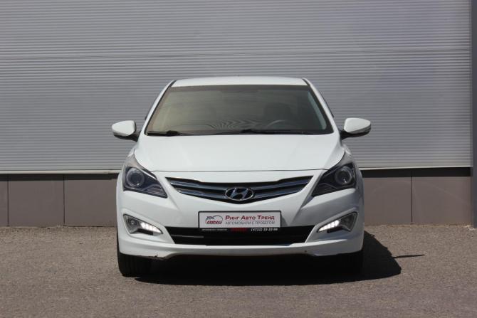 Hyundai Solaris I Рестайлинг с пробегом 2015 года, цена 1 077 000 рублей, 137172 км, седан, Автокод Объявления