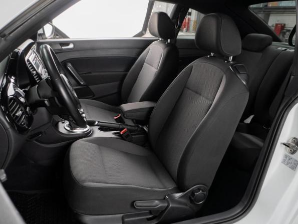 Volkswagen Beetle II (A5) с пробегом 2014 года, цена 1 569 000 рублей, 83249 км, хэтчбек, Автокод Объявления