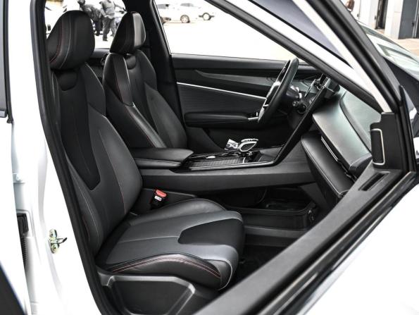 Geely Atlas II с пробегом 2023 года, цена 2 389 000 рублей, 23810 км, внедорожник, Автокод Объявления