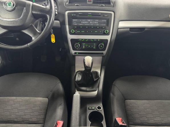 Skoda Octavia II (A5) Рестайлинг с пробегом 2010 года, цена 529 000 рублей, 246000 км, лифтбек, Автокод Объявления