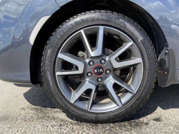Kia Soul III с пробегом 2021 года, цена 2 148 000 рублей, 65839 км, хэтчбек, Автокод Объявления