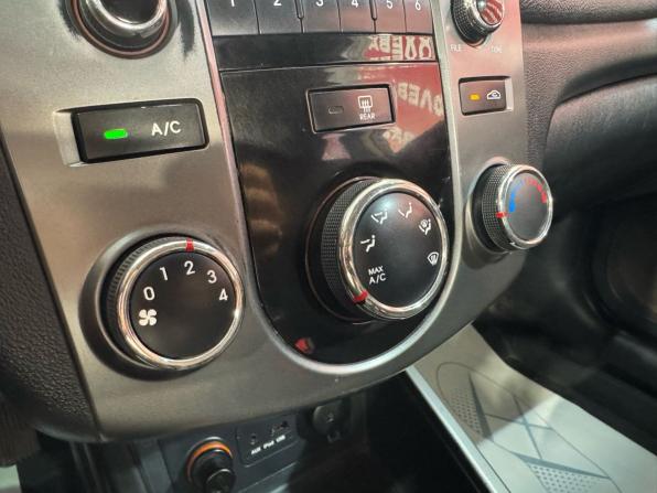 Kia Cerato II с пробегом 2010 года, цена 650 000 рублей, 304350 км, седан, Автокод Объявления