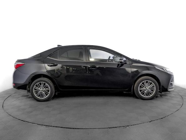 Toyota Corolla XI (E160 E170 E180) Рестайлинг 1 с пробегом 2018 года, цена 1 945 000 рублей, 49594 км, седан, Автокод Объявления