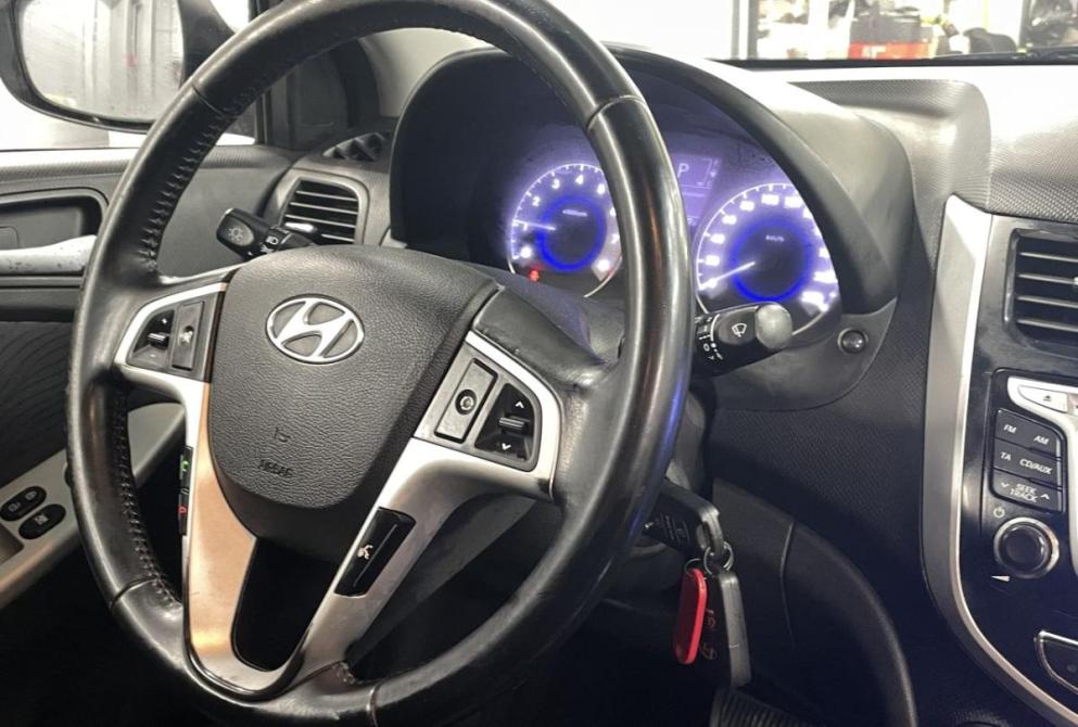 Hyundai Solaris I Иваново  - изображение 13