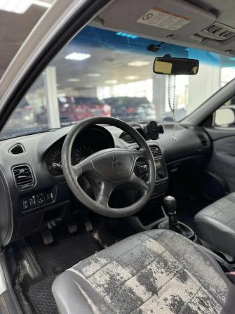 Mitsubishi Carisma I Рестайлинг с пробегом 2003 года, цена 329 000 рублей, 284101 км, седан, Автокод Объявления