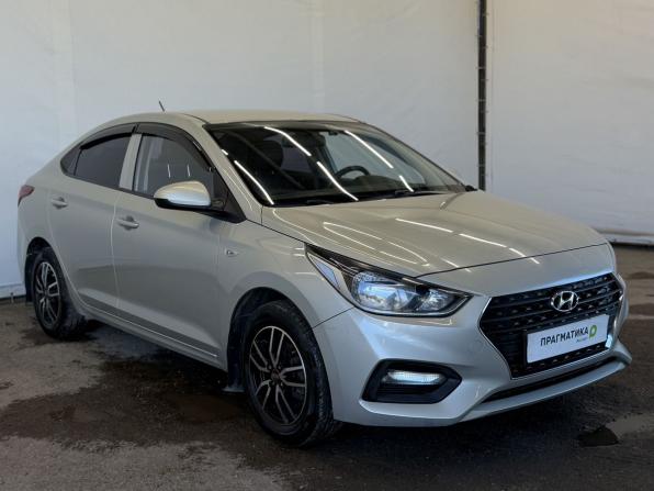 Hyundai Solaris II с пробегом 2019 года, цена 1 210 000 рублей, 138000 км, седан, Автокод Объявления