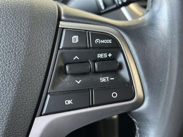 Hyundai Solaris II с пробегом 2019 года, цена 1 459 000 рублей, 57140 км, седан, Автокод Объявления