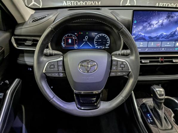 Toyota Highlander IV (XU70) с пробегом 2025 года, цена 5 350 000 рублей, 5585 км, внедорожник, Автокод Объявления
