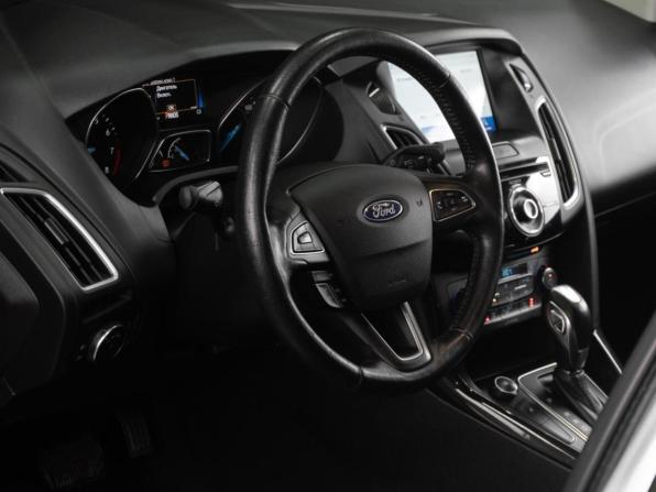 Ford Focus III Рестайлинг с пробегом 2017 года, цена 1 179 000 рублей, 136449 км, седан, Автокод Объявления