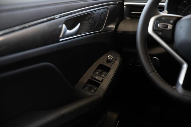 Haval Jolion I Рестайлинг 2 с пробегом 2025 года, цена 3 300 000 рублей, 11 км, внедорожник, Автокод Объявления