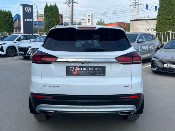 Geely Atlas Pro с пробегом 2023 года, цена 1 990 000 рублей, 50700 км, внедорожник, Автокод Объявления