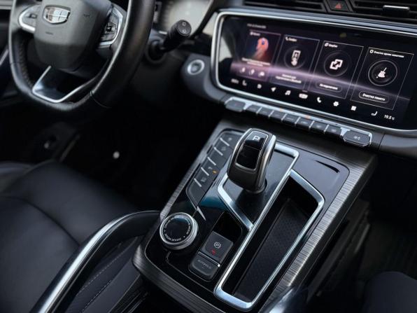 Geely Atlas Pro с пробегом 2022 года, цена 1 849 000 рублей, 74495 км, внедорожник, Автокод Объявления