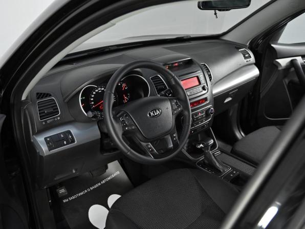 Kia Sorento II Рестайлинг с пробегом 2013 года, цена 1 399 000 рублей, 215000 км, внедорожник, Автокод Объявления