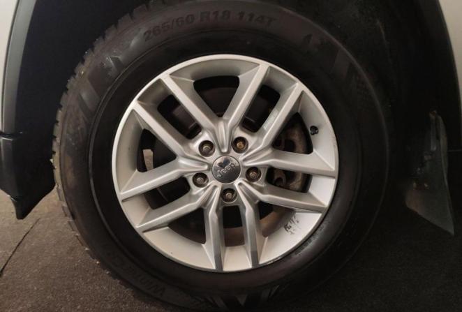 Jeep Grand Cherokee IV (WK2) с пробегом 2012 года, цена 1 750 000 рублей, 241421 км, внедорожник, Автокод Объявления