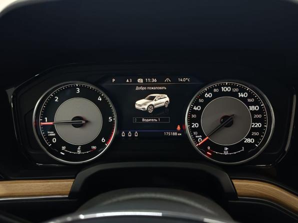 Volkswagen Touareg III с пробегом 2019 года, цена 4 379 000 рублей, 174321 км, внедорожник, Автокод Объявления