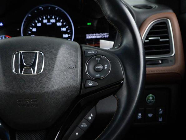 Honda Vezel I Рестайлинг с пробегом 2020 года, цена 2 332 046 рублей, 29923 км, внедорожник, Автокод Объявления
