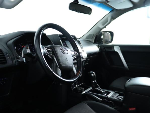 Toyota Land Cruiser Prado 150 Series Рестайлинг 3 с пробегом 2021 года, цена 5 199 000 рублей, 60800 км, внедорожник, Автокод Объявления