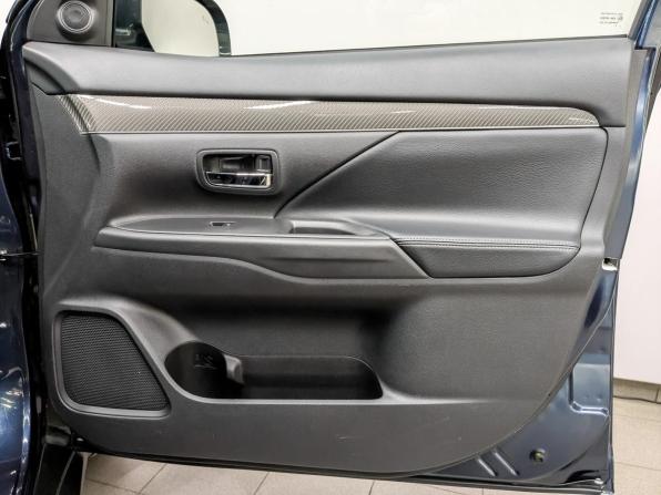 Mitsubishi Outlander III Рестайлинг 3 с пробегом 2021 года, цена 2 750 000 рублей, 111269 км, внедорожник, Автокод Объявления