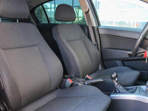 Opel Astra H Рестайлинг с пробегом 2009 года, цена 531 000 рублей, 177000 км, седан, Автокод Объявления