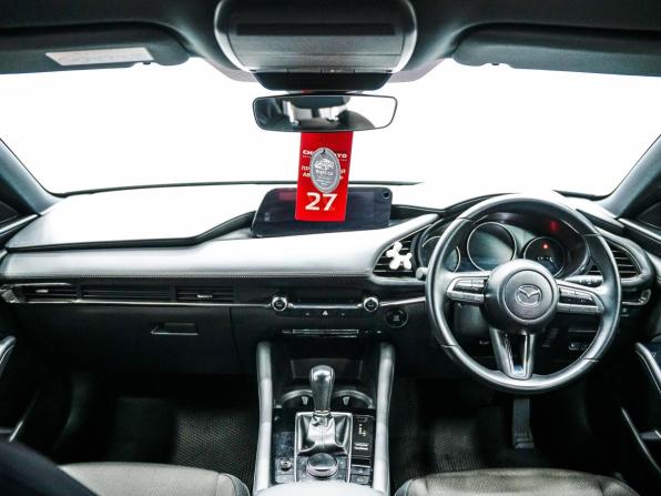 Mazda 3 IV (BP) с пробегом 2019 года, цена 1 710 000 рублей, 57889 км, хэтчбек, Автокод Объявления
