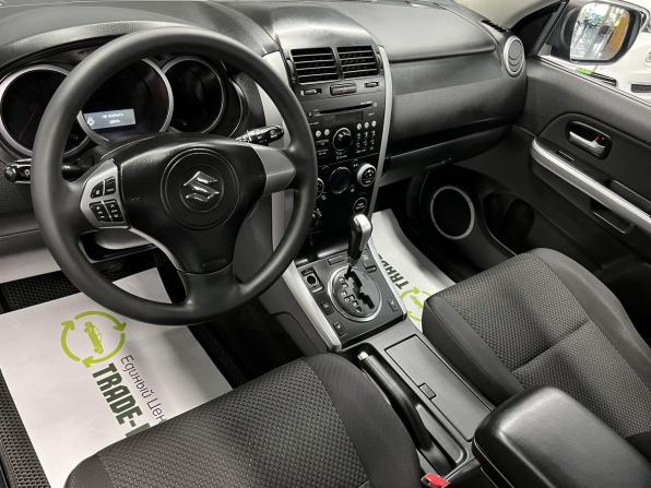 Suzuki Grand Vitara II Рестайлинг с пробегом 2010 года, цена 1 045 000 рублей, 221664 км, внедорожник, Автокод Объявления