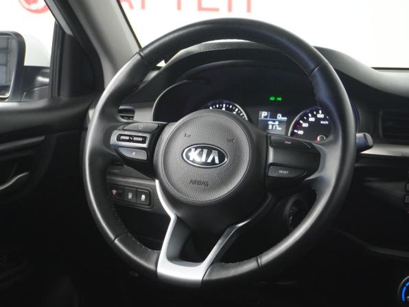 Kia Rio IV с пробегом 2020 года, цена 1 639 000 рублей, 48219 км, седан, Автокод Объявления